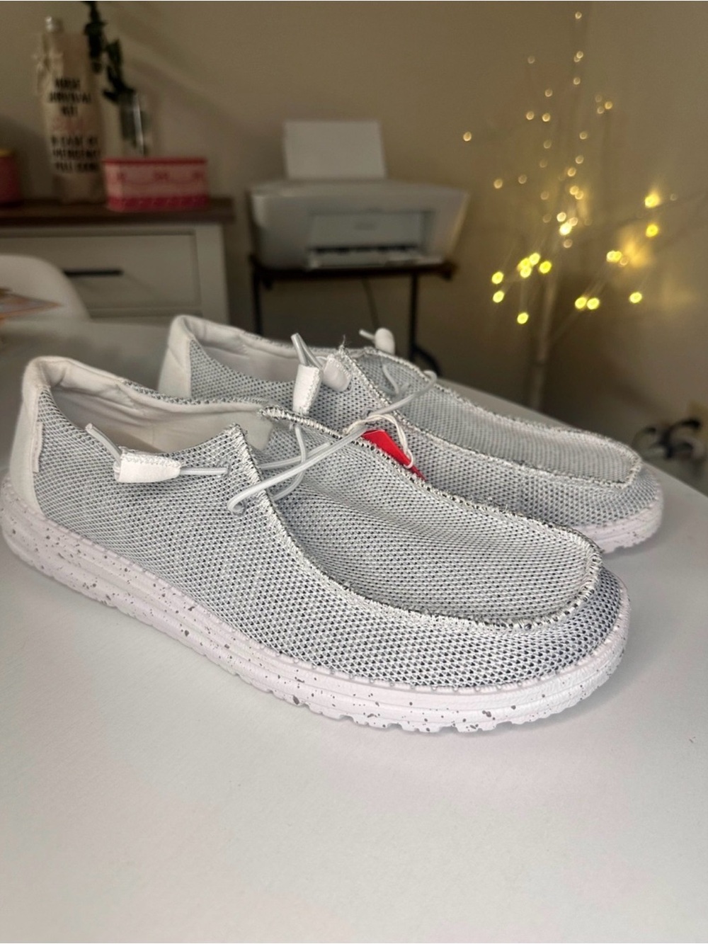 Hey Dude Women’s Size 11 Light Gray Loafers